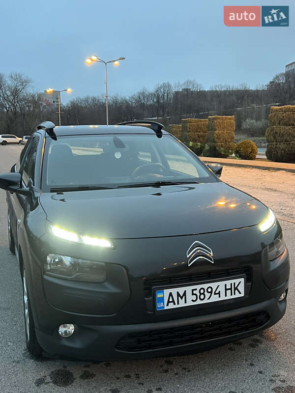 Внедорожник / Кроссовер Citroen C4 Cactus 2016 в Днепре