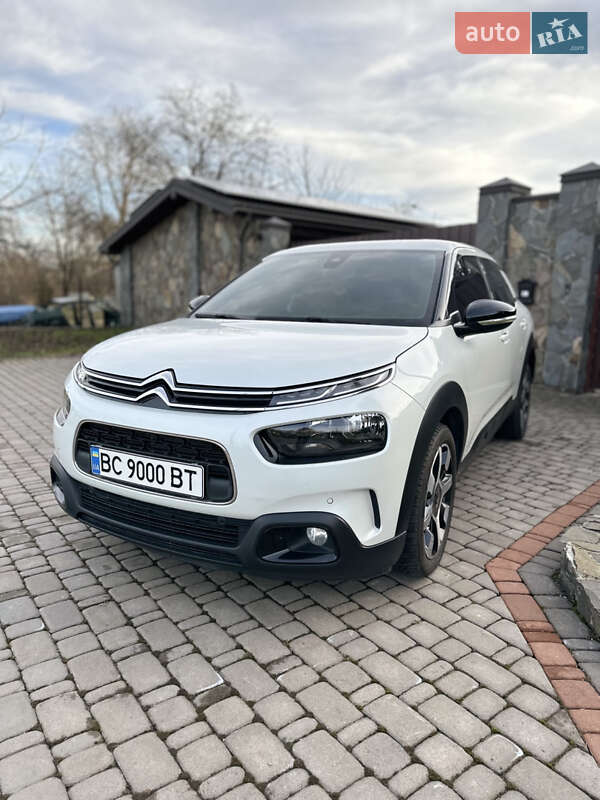 Внедорожник / Кроссовер Citroen C4 Cactus 2019 в 