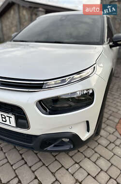 Внедорожник / Кроссовер Citroen C4 Cactus 2019 в 
