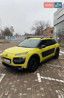 Позашляховик / Кросовер Citroen C4 Cactus 2014 в Києві