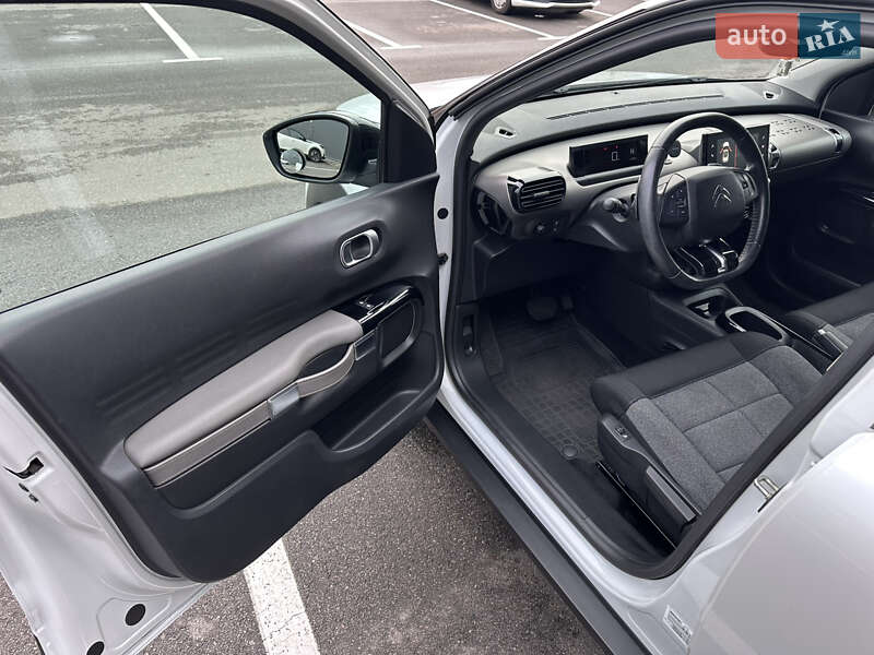 Внедорожник / Кроссовер Citroen C4 Cactus 2018 в Киеве