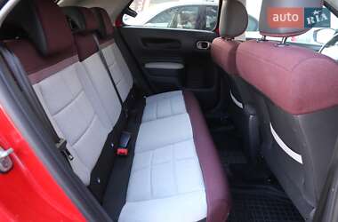 Позашляховик / Кросовер Citroen C4 Cactus 2018 в 