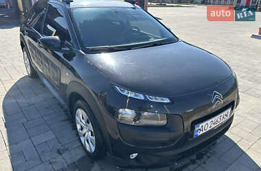 Внедорожник / Кроссовер Citroen C4 Cactus 2015 в 