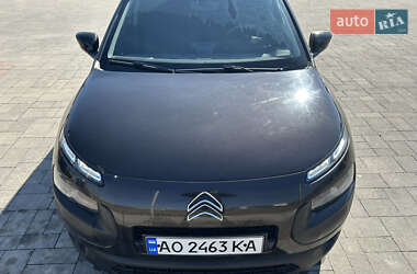 Внедорожник / Кроссовер Citroen C4 Cactus 2015 в 