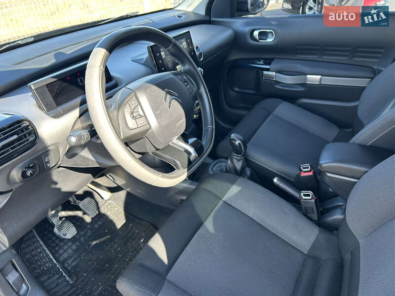 Внедорожник / Кроссовер Citroen C4 Cactus 2015 в Хусте