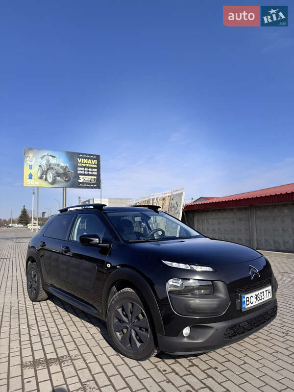 Внедорожник / Кроссовер Citroen C4 Cactus 2015 в Радехове
