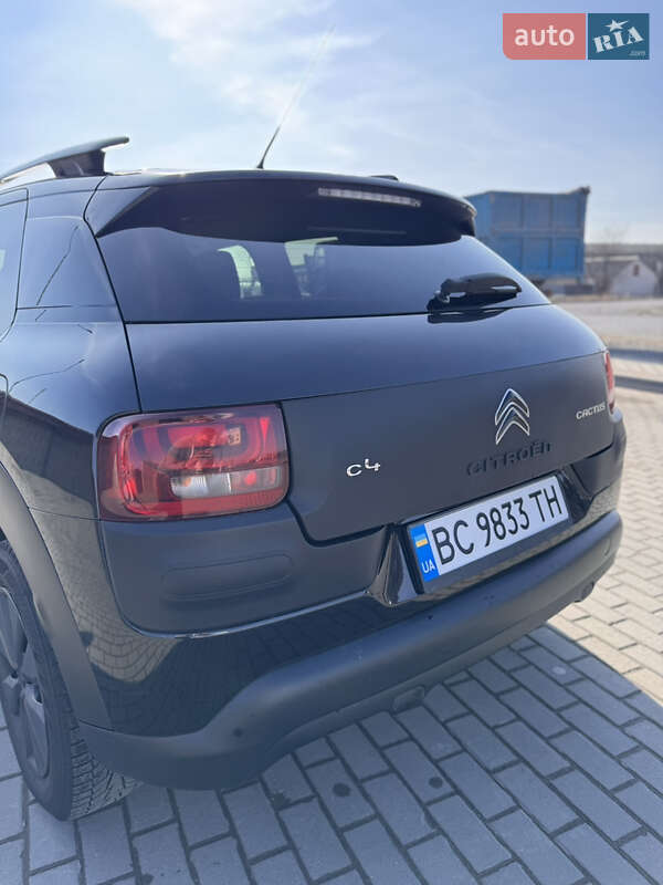 Внедорожник / Кроссовер Citroen C4 Cactus 2015 в Радехове