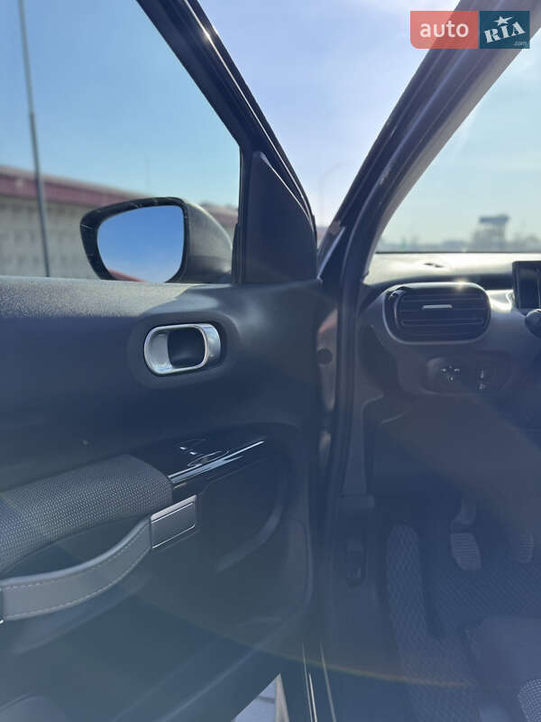 Внедорожник / Кроссовер Citroen C4 Cactus 2015 в Радехове