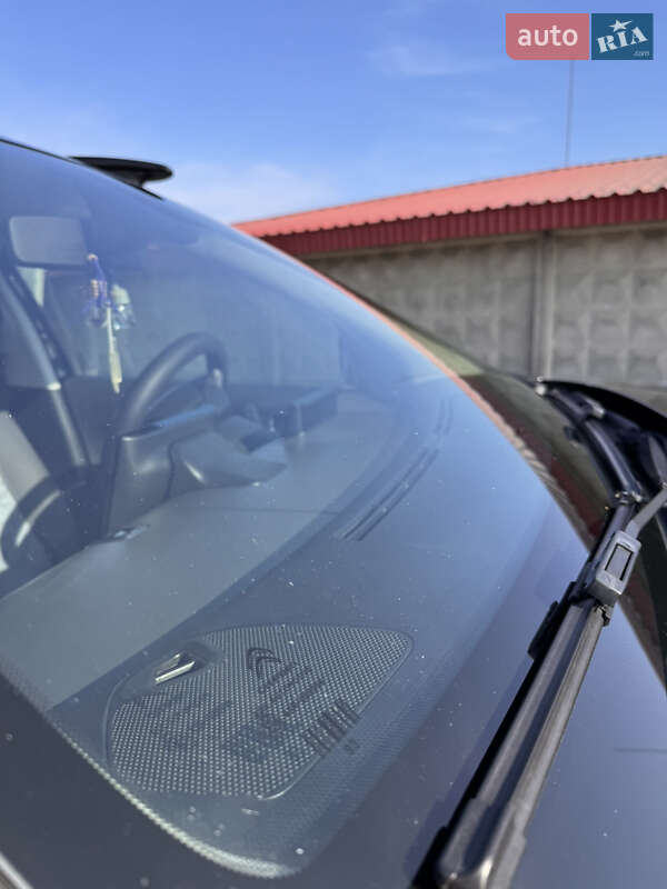 Внедорожник / Кроссовер Citroen C4 Cactus 2015 в Радехове