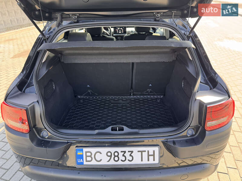 Внедорожник / Кроссовер Citroen C4 Cactus 2015 в Радехове