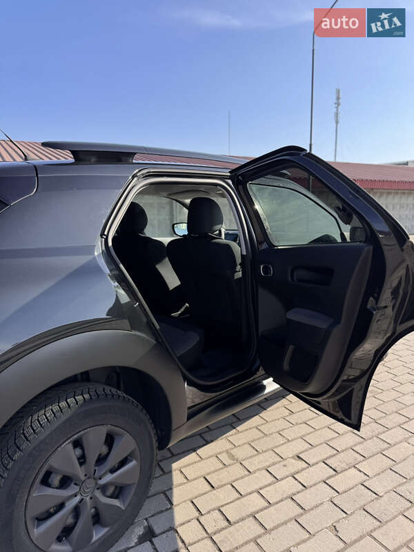 Внедорожник / Кроссовер Citroen C4 Cactus 2015 в Радехове