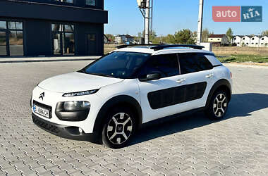 Внедорожник / Кроссовер Citroen C4 Cactus 2016 в 