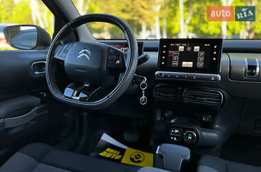 Внедорожник / Кроссовер Citroen C4 Cactus 2015 в 