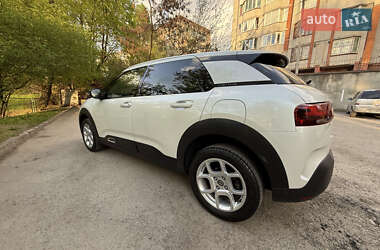 Внедорожник / Кроссовер Citroen C4 Cactus 2020 в 