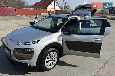Внедорожник / Кроссовер Citroen C4 Cactus 2014 в 