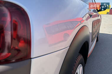 Внедорожник / Кроссовер Citroen C4 Cactus 2014 в 