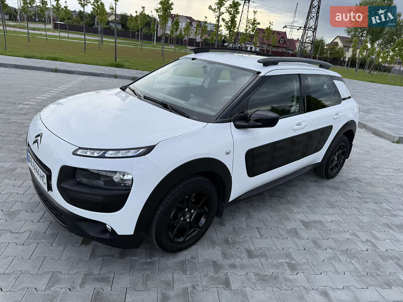 Внедорожник / Кроссовер Citroen C4 Cactus 2018 в 