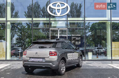Хэтчбек Citroen C4 Cactus 2016 в 