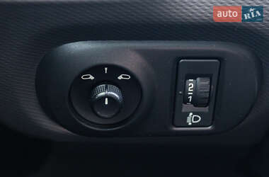 Хэтчбек Citroen C4 Cactus 2016 в 