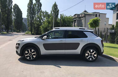 Внедорожник / Кроссовер Citroen C4 Cactus 2016 в 