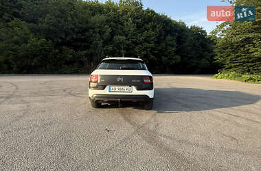 Внедорожник / Кроссовер Citroen C4 Cactus 2016 в 