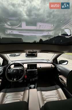 Внедорожник / Кроссовер Citroen C4 Cactus 2014 в 
