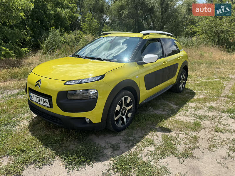 Внедорожник / Кроссовер Citroen C4 Cactus 2016 в Киеве