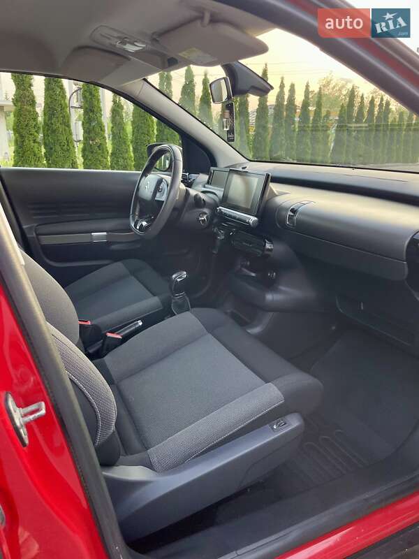 Внедорожник / Кроссовер Citroen C4 Cactus 2015 в Надворной