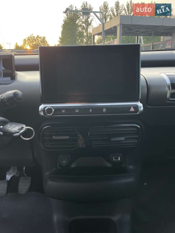 Внедорожник / Кроссовер Citroen C4 Cactus 2015 в Надворной