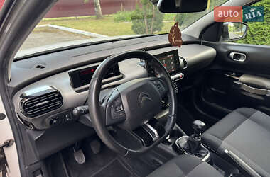 Внедорожник / Кроссовер Citroen C4 Cactus 2019 в 
