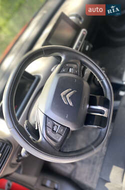 Внедорожник / Кроссовер Citroen C4 Cactus 2014 в 