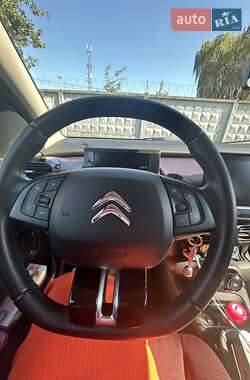 Внедорожник / Кроссовер Citroen C4 Cactus 2018 в 