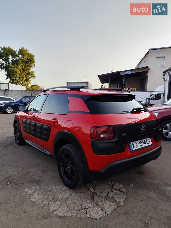 Внедорожник / Кроссовер Citroen C4 Cactus 2015 в Чернигове