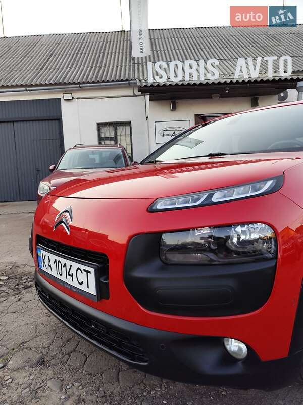 Внедорожник / Кроссовер Citroen C4 Cactus 2015 в Чернигове