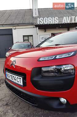 Внедорожник / Кроссовер Citroen C4 Cactus 2015 в 