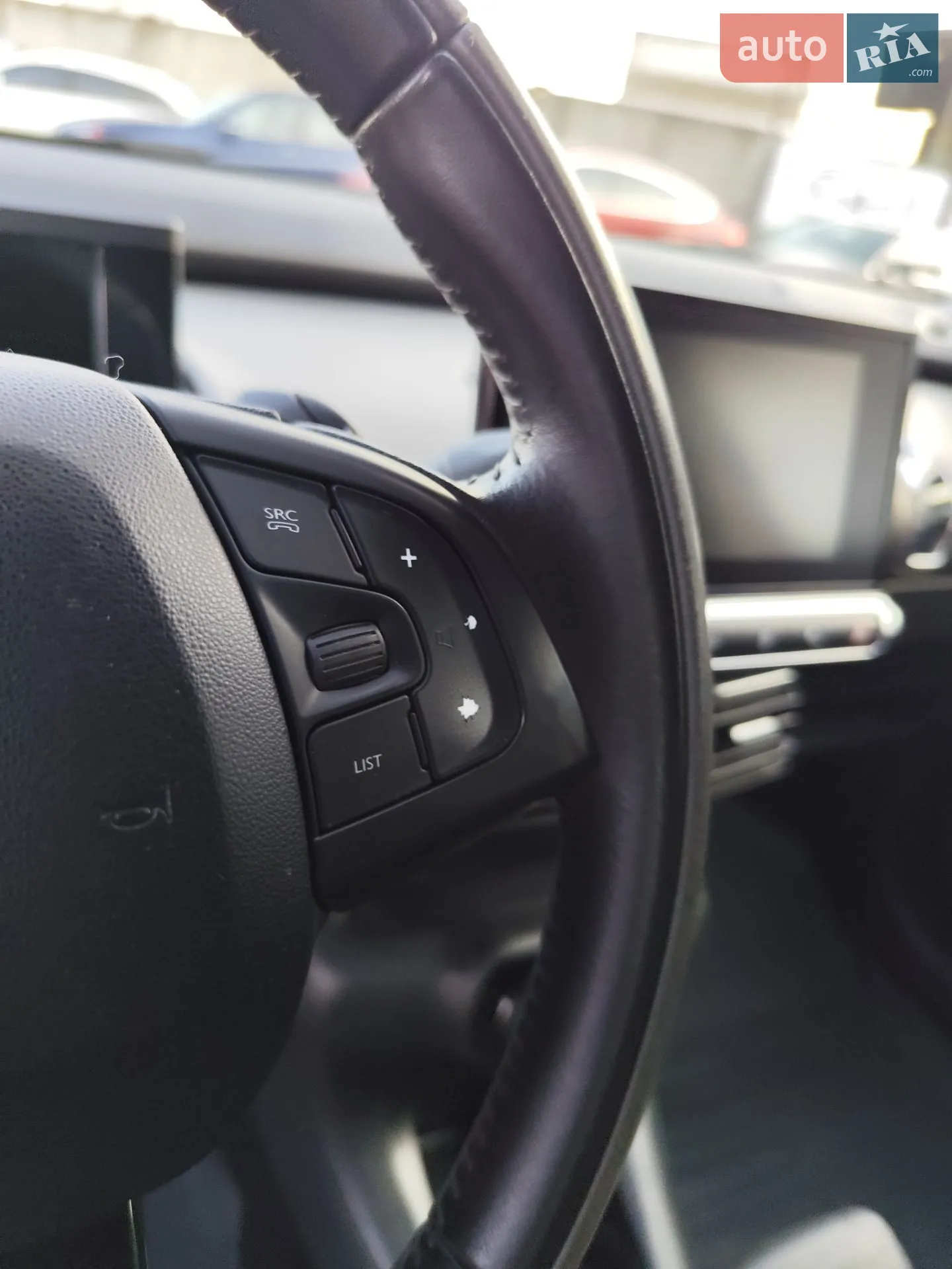 2015 Citroen C4 Cactus - мініатюра 29