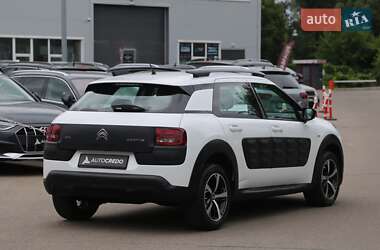 Внедорожник / Кроссовер Citroen C4 Cactus 2017 в 