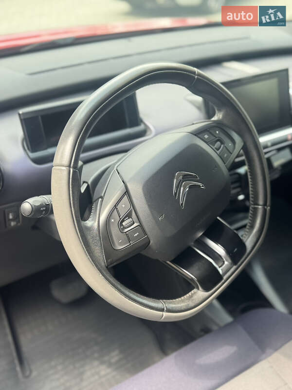 Внедорожник / Кроссовер Citroen C4 Cactus 2015 в Хмельницком