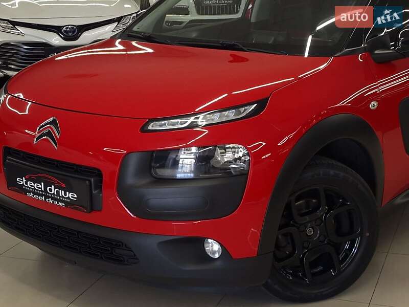 Внедорожник / Кроссовер Citroen C4 Cactus 2018 в Николаеве