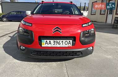 Внедорожник / Кроссовер Citroen C4 Cactus 2016 в 