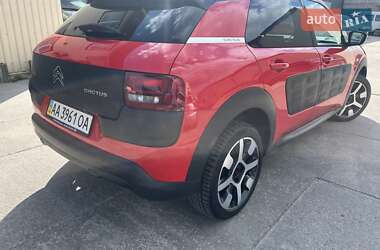 Внедорожник / Кроссовер Citroen C4 Cactus 2016 в 