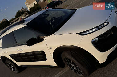 Позашляховик / Кросовер Citroen C4 Cactus 2015 в Києві
