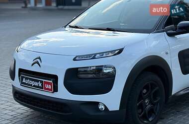Внедорожник / Кроссовер Citroen C4 Cactus 2015 в 