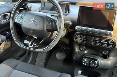 Внедорожник / Кроссовер Citroen C4 Cactus 2015 в 