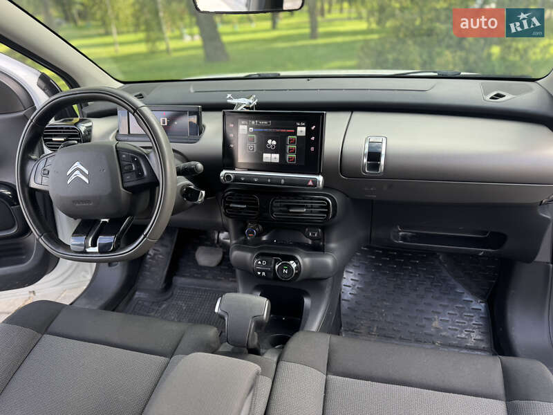 Внедорожник / Кроссовер Citroen C4 Cactus 2016 в Киеве