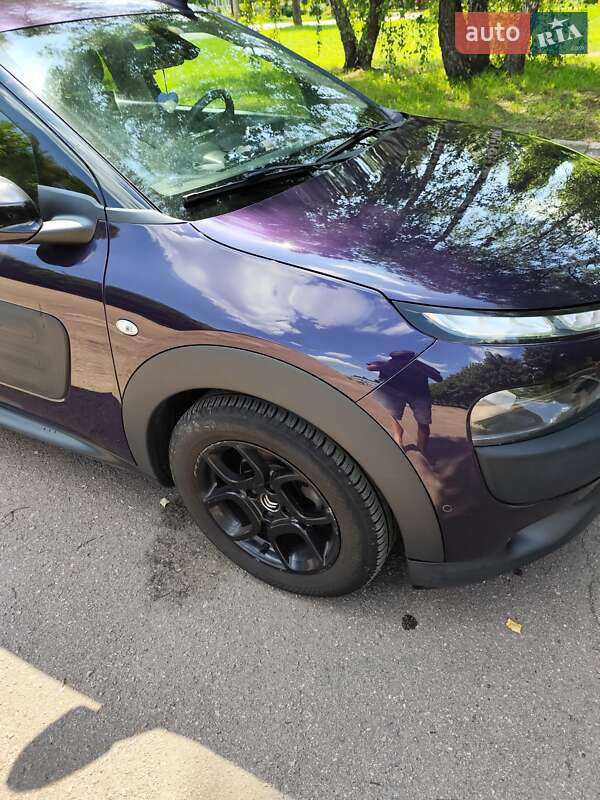 Позашляховик / Кросовер Citroen C4 Cactus 2015 в Житомирі