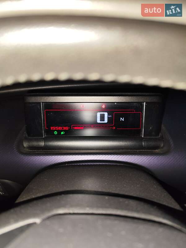 Позашляховик / Кросовер Citroen C4 Cactus 2015 в Житомирі