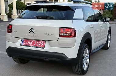 Внедорожник / Кроссовер Citroen C4 Cactus 2016 в 