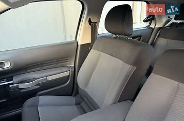 Внедорожник / Кроссовер Citroen C4 Cactus 2016 в 