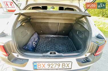 Внедорожник / Кроссовер Citroen C4 Cactus 2017 в 